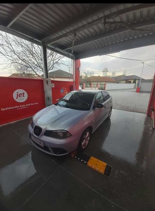 Vand sau schimb seat cordoba 1.9 sdi