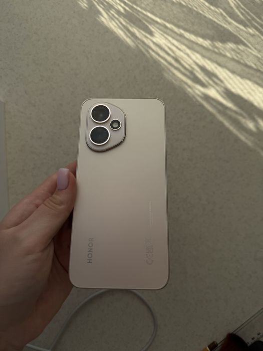 Honor 400, Реальному покупателю торг