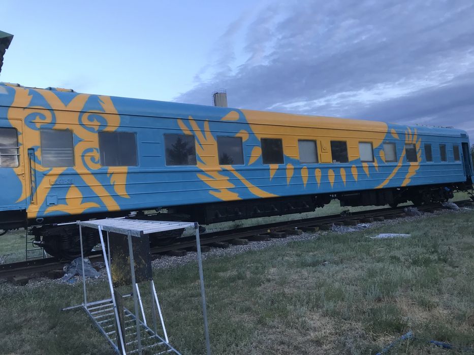 Художник, роспись стен