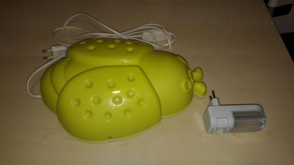 2 corpuri de iluminat camera copii