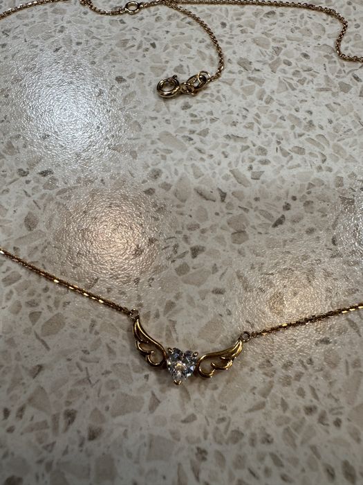 Колье золотое.