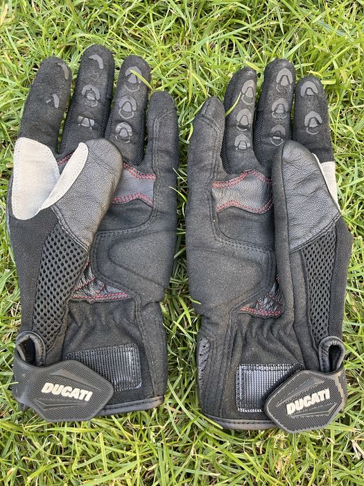 Перчатки ducati and dainese