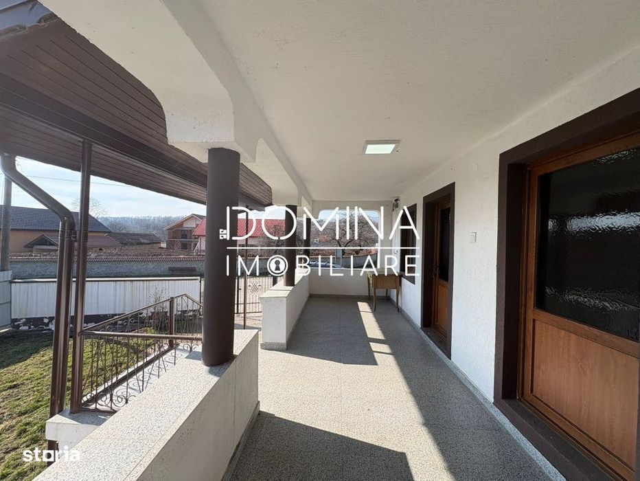 Vanzare casa P+1 si teren generos in Stanesti - *stil rustic-conac*