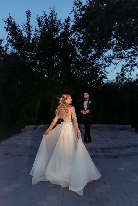 Vând rochie de mireasă