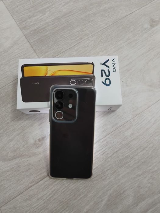 Продается телефон Vivo Y29