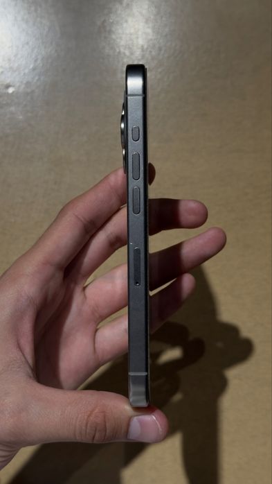 Продается Iphone 15 Pro