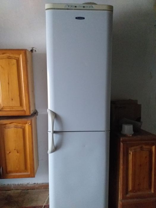 Холодильник Бирюса