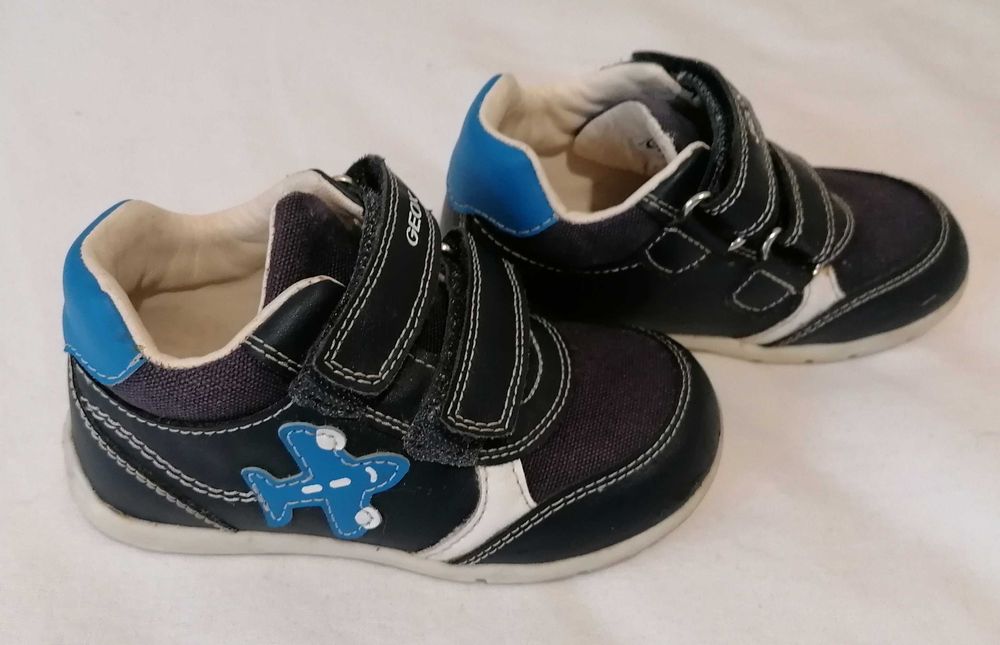 Детски Geox номер 24