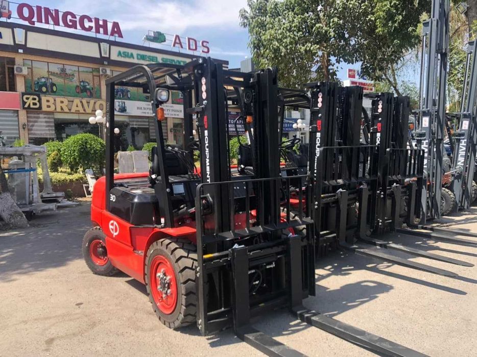 Дизельный вилочный погрузчик марки "HAILIN" 3-3.5т 3-4.5м