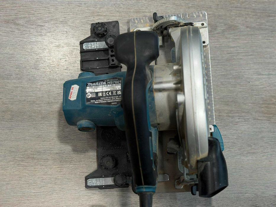 Ръчен циркуляр Makita HS7601