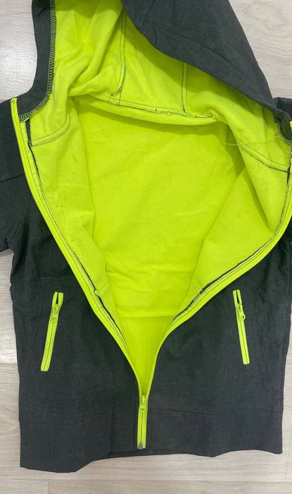 Куртка на мальчика