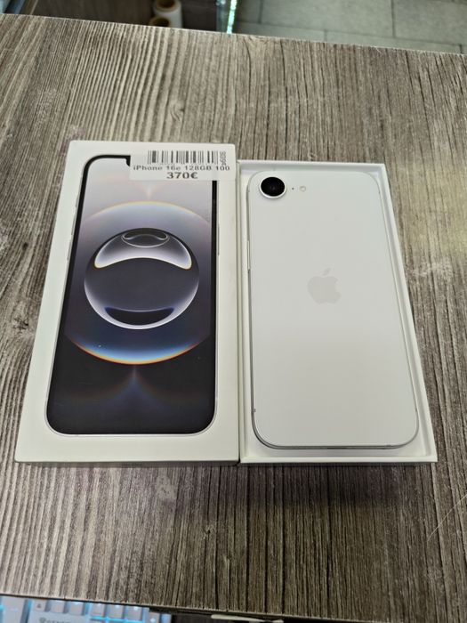 iPhone 16e White / 128GB / 100%