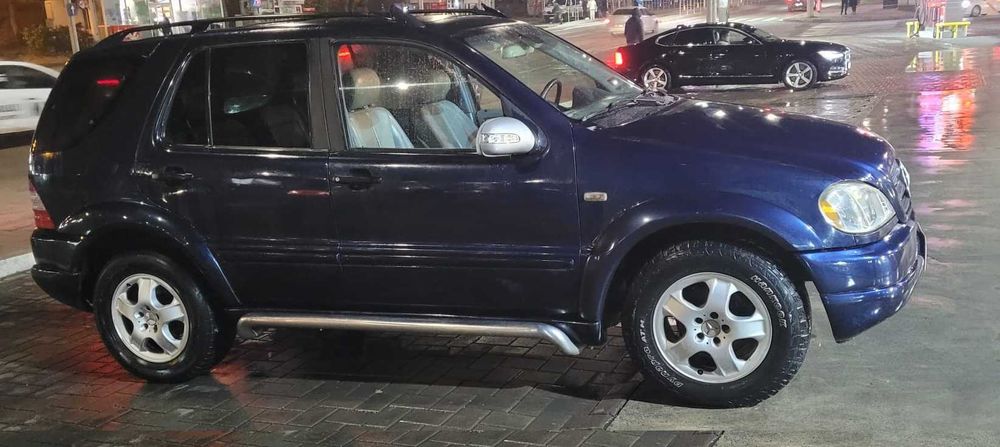 MERCEDES-BENZ ML-Class 2004 — imagine 4