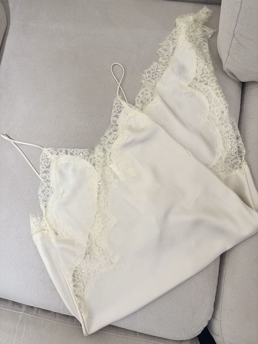 Нови рокли Zara