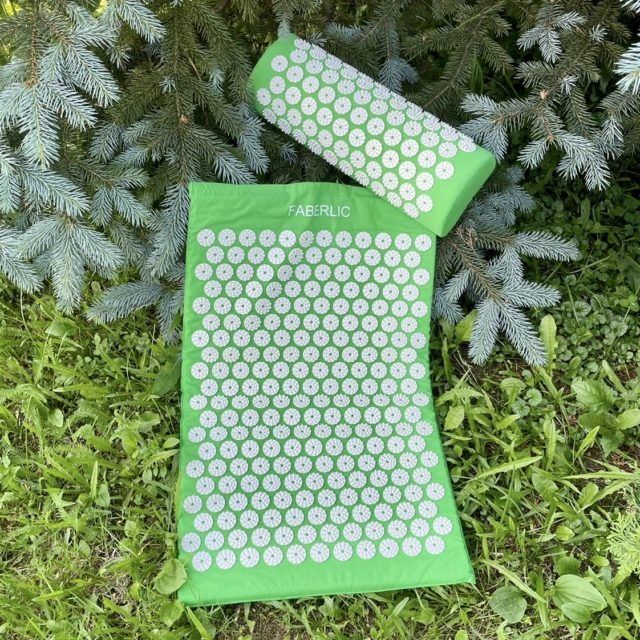 Массажные коврик и валик.