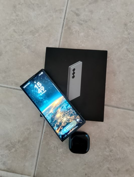 Продам Samsung fold 6 256g