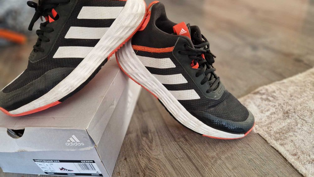 Маратонки 39 1/2