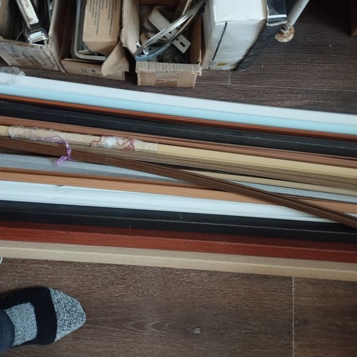 Уголки пластиковые.