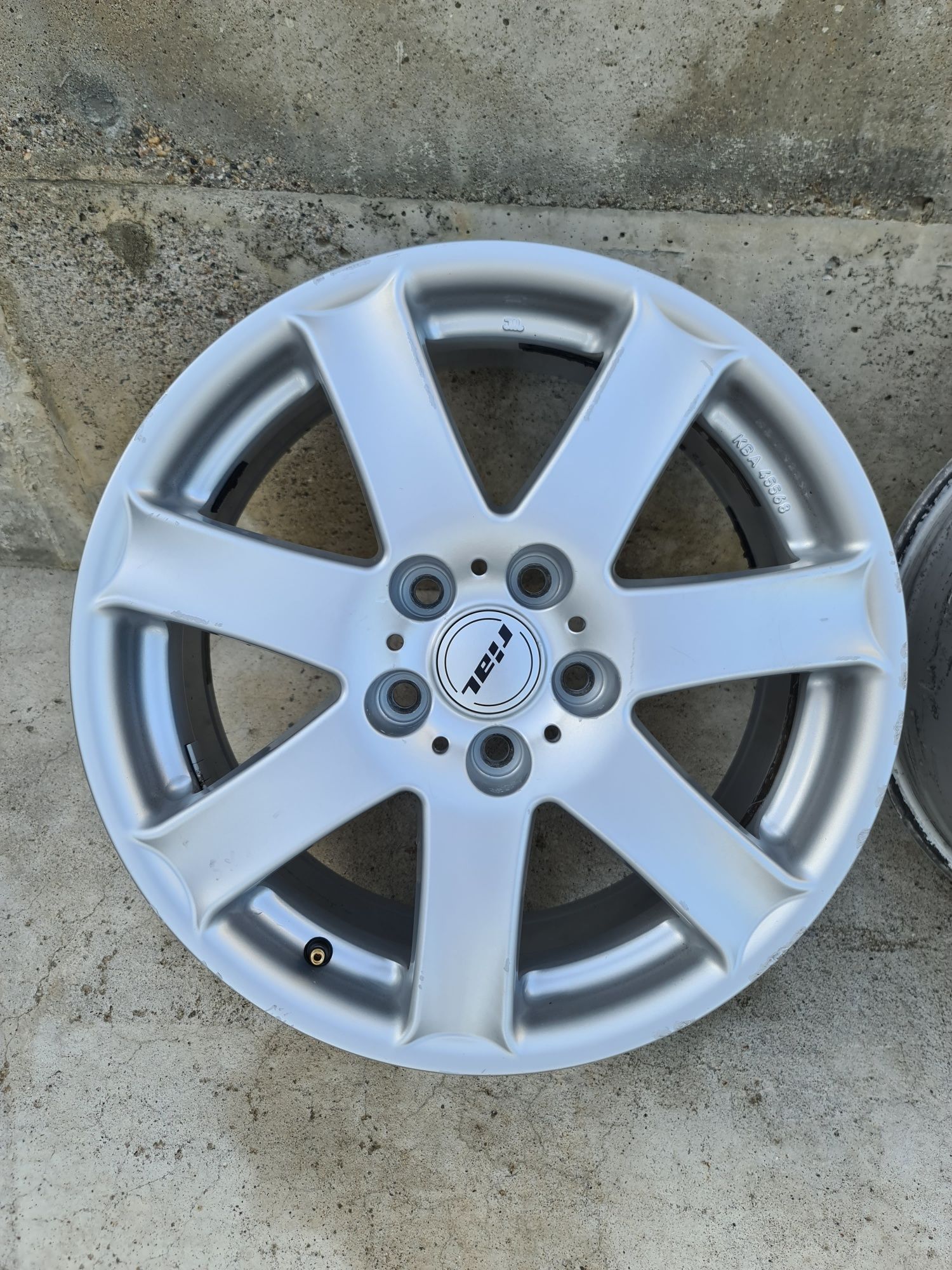 Алуминиеви джанти RIAL 17" с. Руска Бела • OLX.bg