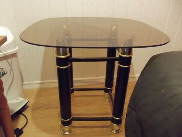masuta din sticla