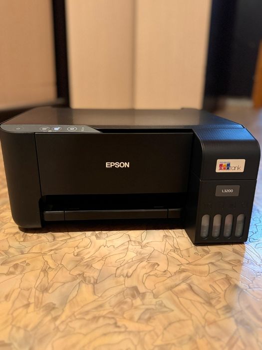 Ноутбук и принтер