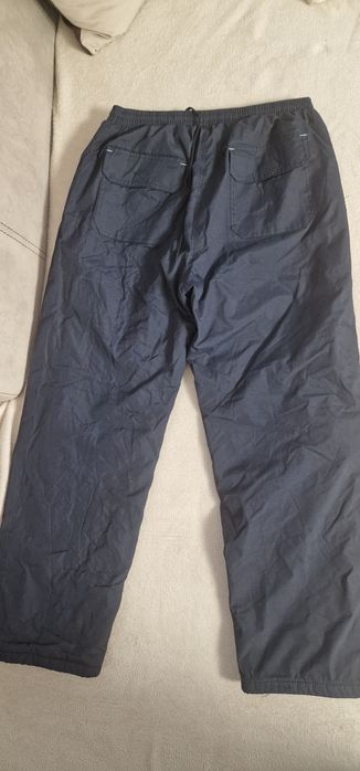 Pantaloni bărbati M