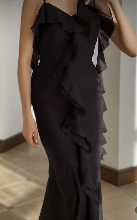 Продам платье 20 000 тг новое