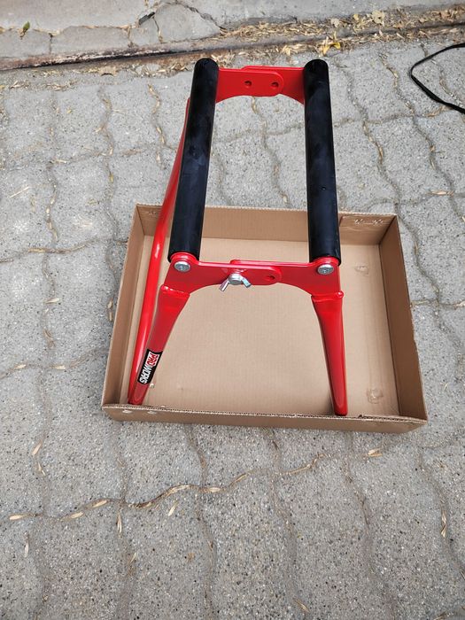 Стойка за кросов мотор