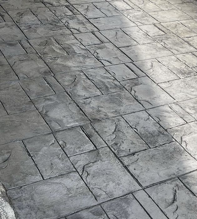 Pardoseli din beton amprentat/elicopterizat(120 ron/mp)