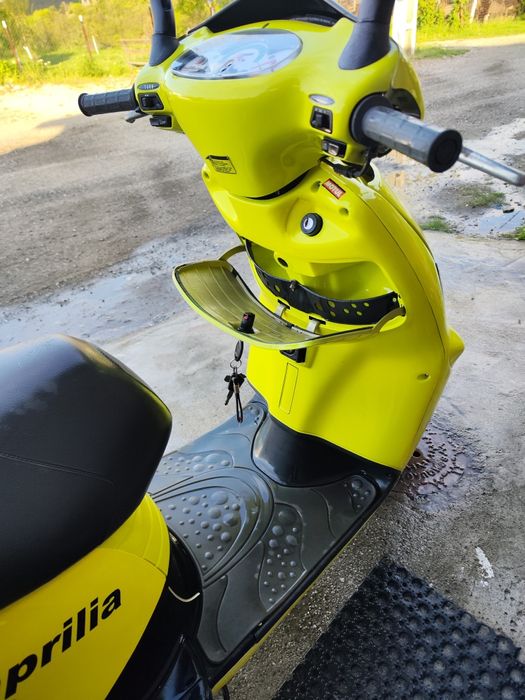 Vând scuter Aprilia 50