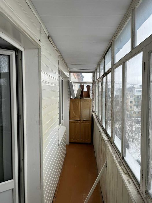 Продам 2 комнатная квартира