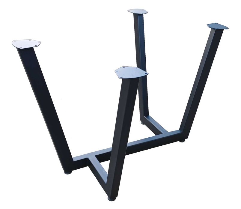 Поръчкови, класически и здрави. Метален крак за маса модел 034