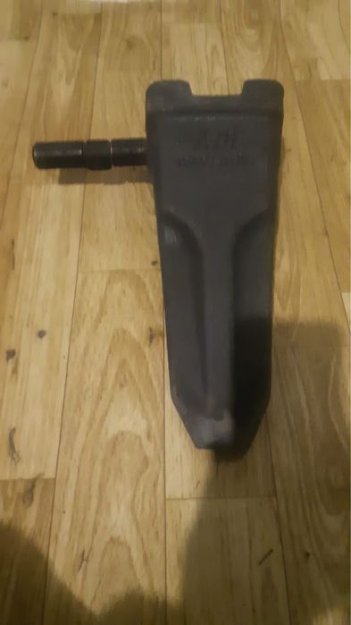 Продам зуб (коронку) ковша экскаватора