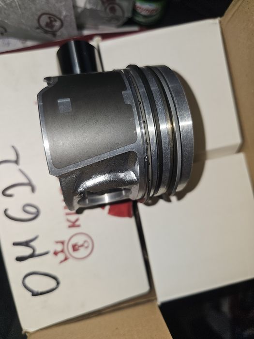 Бутала и сегменти за Mercedes om 622  A6220300100.