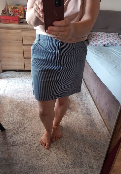 Fusta scurtă Camaieu 42