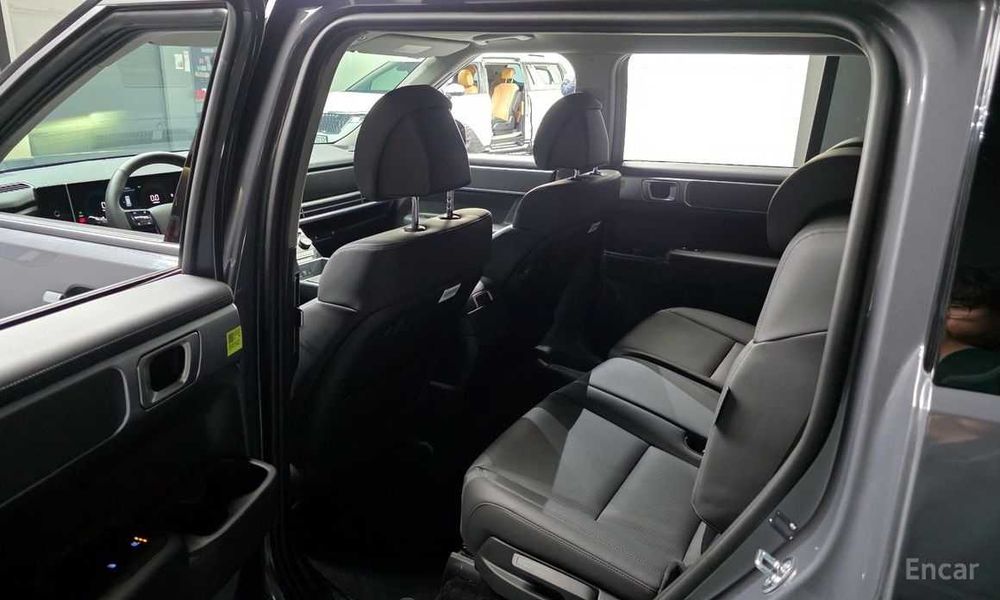 Hyundai Santa Fe 2025