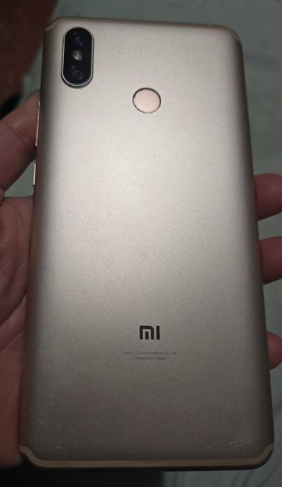 Mi max 3 с большим экраном