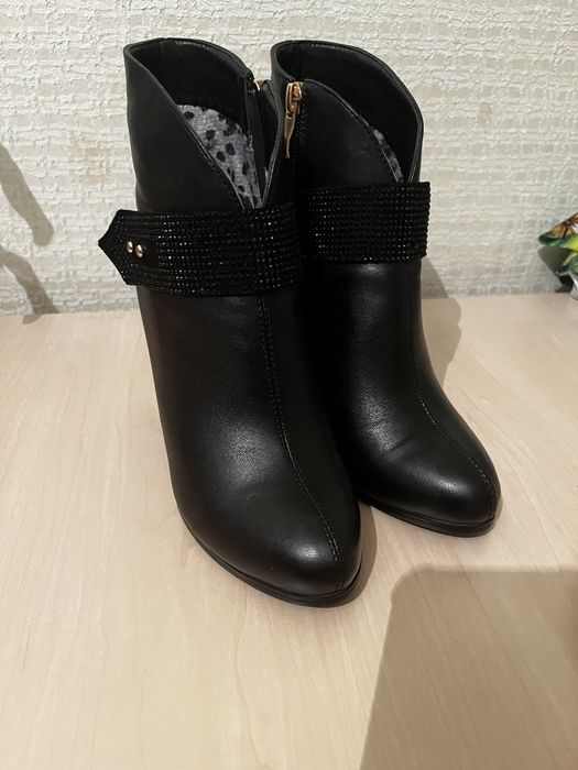 Полуботиночки демисезонные