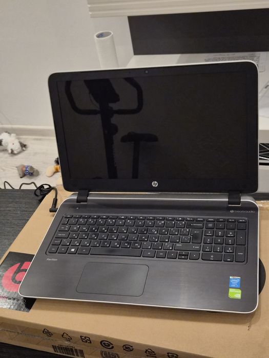 HP Pavilion 15 p053eu Beats by Dre като нов 
Крат
