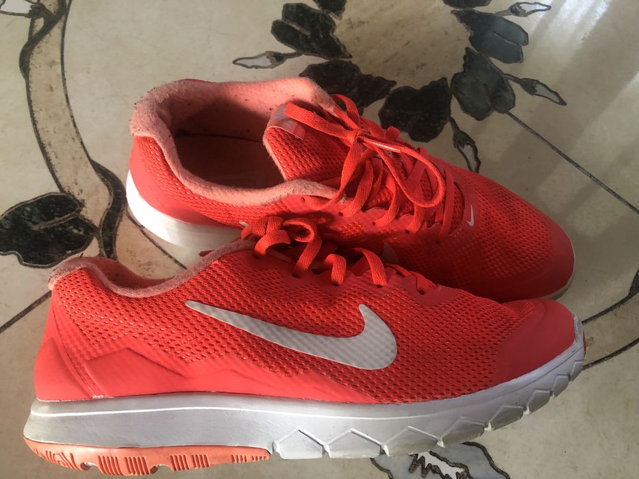 Кроссовки Nike 40 / 41 размер