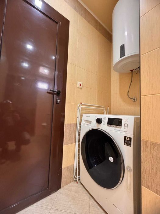 Дава се под наем Двустаен апартамент в Бургас, Славейков - 60 кв.м за 612 € - Снимка #6