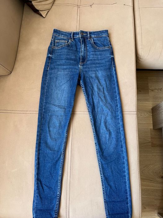 Дънки “Bershka”,перфектно състояние