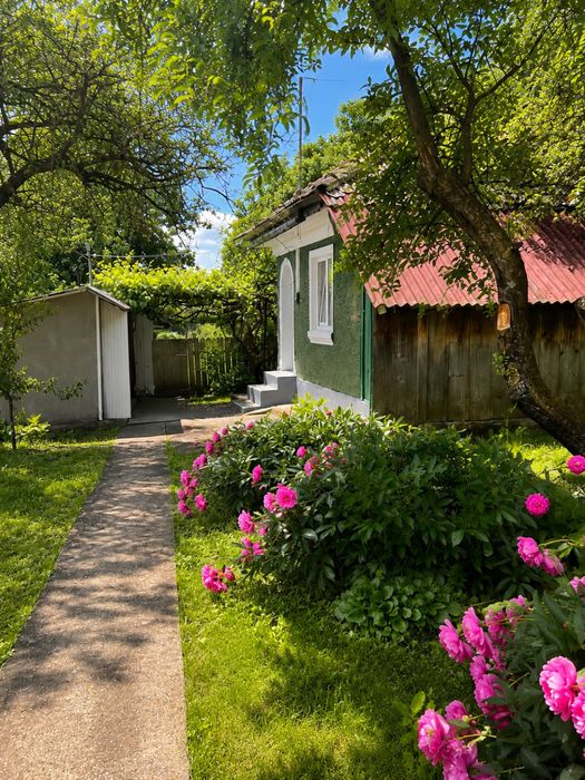 Casa la 3,5 km de oras