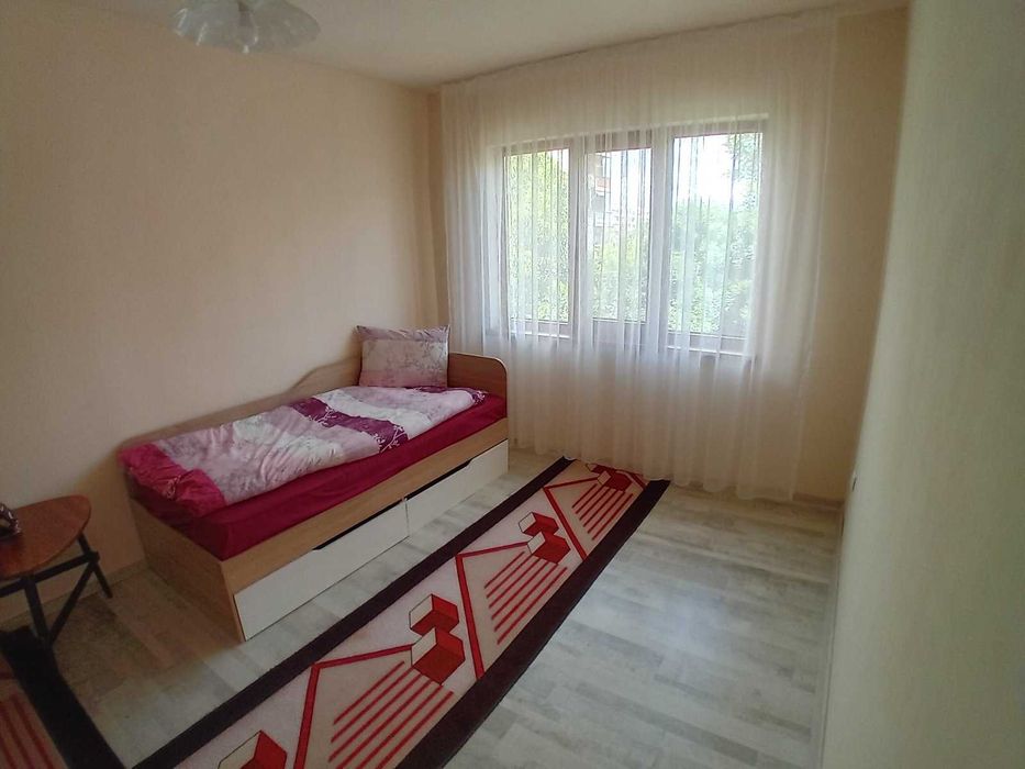Дава се под наем Тристаен апартамент в Пловдив, Кършияка - 95 кв.м за 350 € - Снимка #6