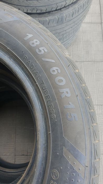 Продам комплект шин r15