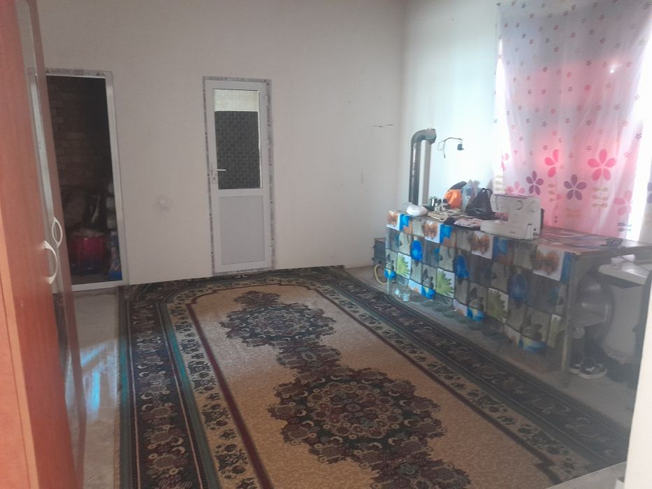 5 хона 8 сотих уй сотилади