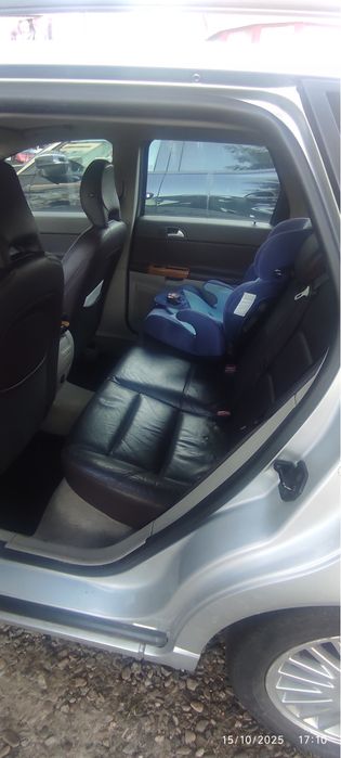 Volvo v50 2.0D 136 CP 2008 pret 2400 EUro