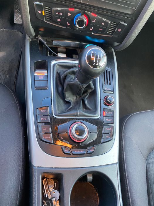 Vând Audi a4 b8 2011