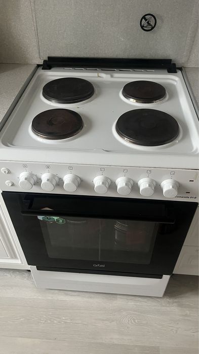 Кухонная плита artel comarella 01-E