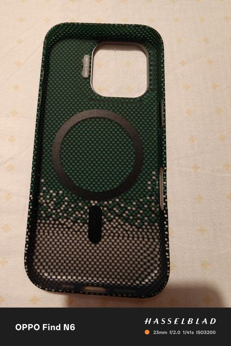 Кейсове iPhone 16 Pro